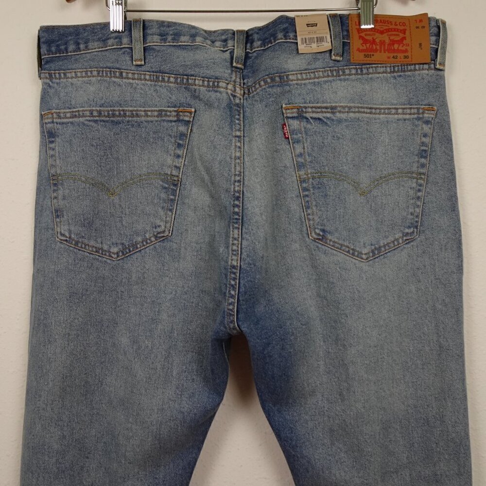 Levi's 501 Jeans Men's Size 42x30 Blue Denim Button Fly Stretch Distressed - Picture 5 of 10